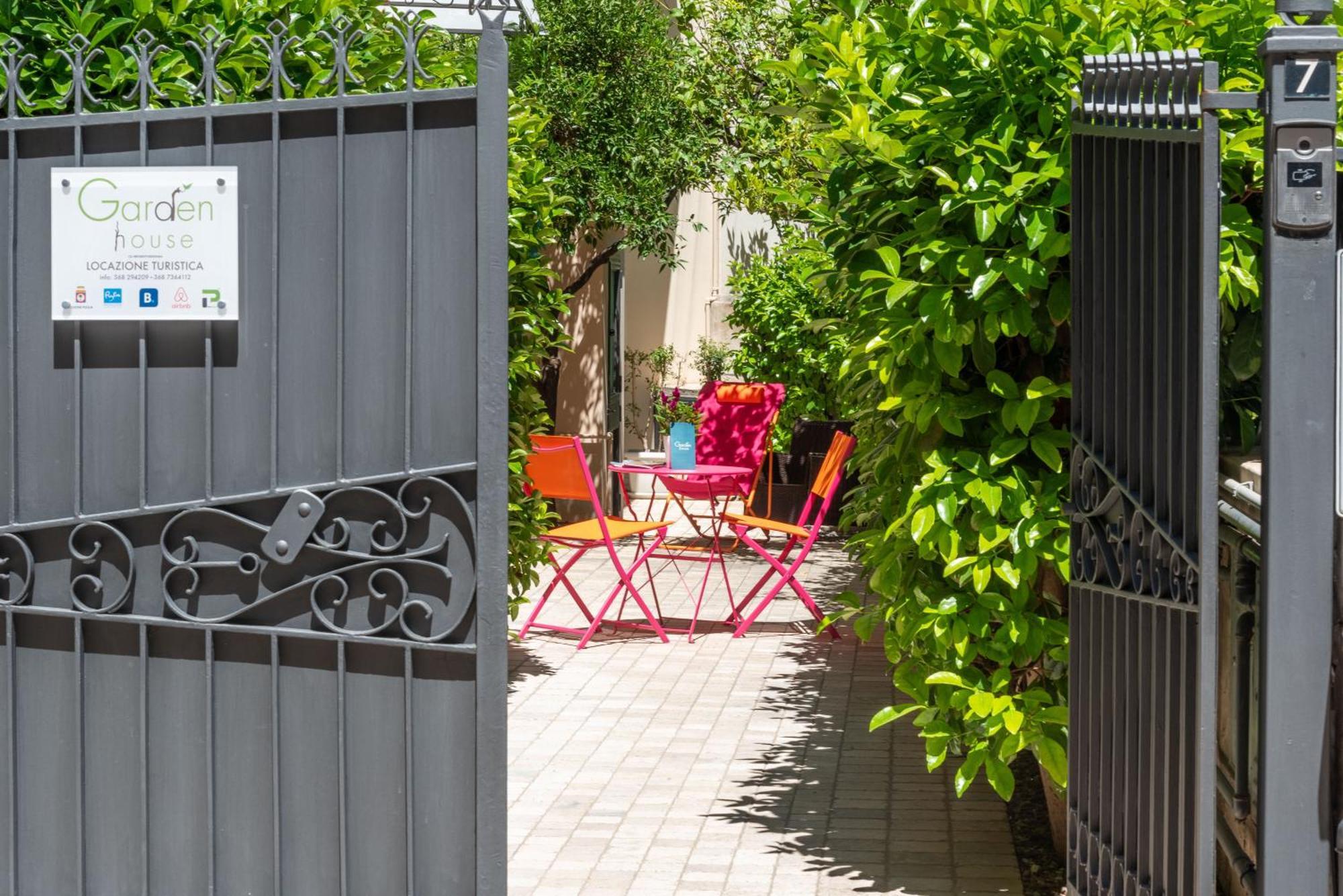 Garden House, Appartamento Con Giardino A Fasano Exterior foto